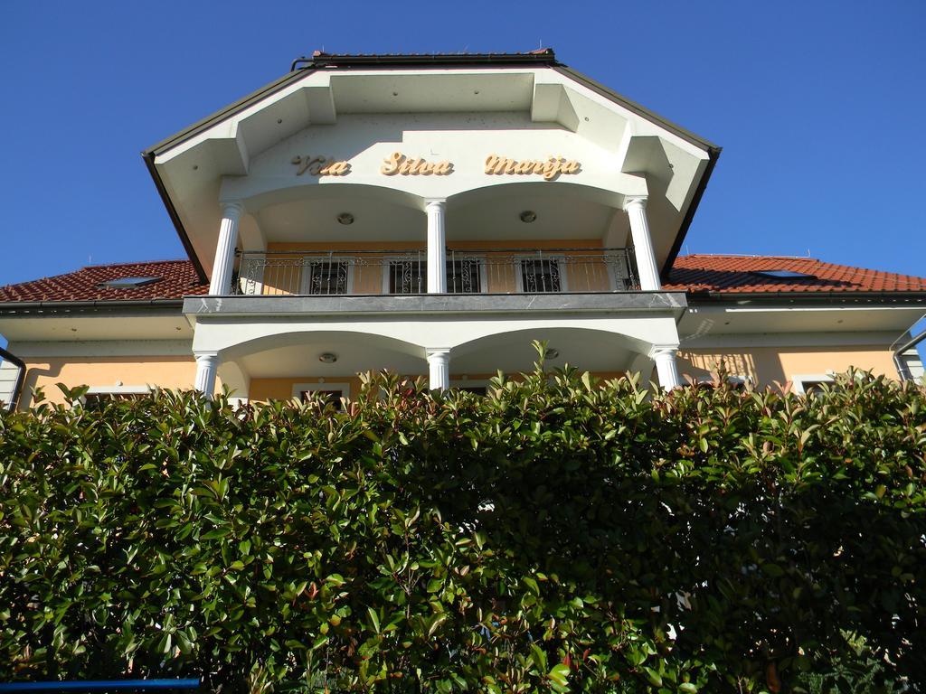 Vila Silva Marija Apartments Pisece Ngoại thất bức ảnh