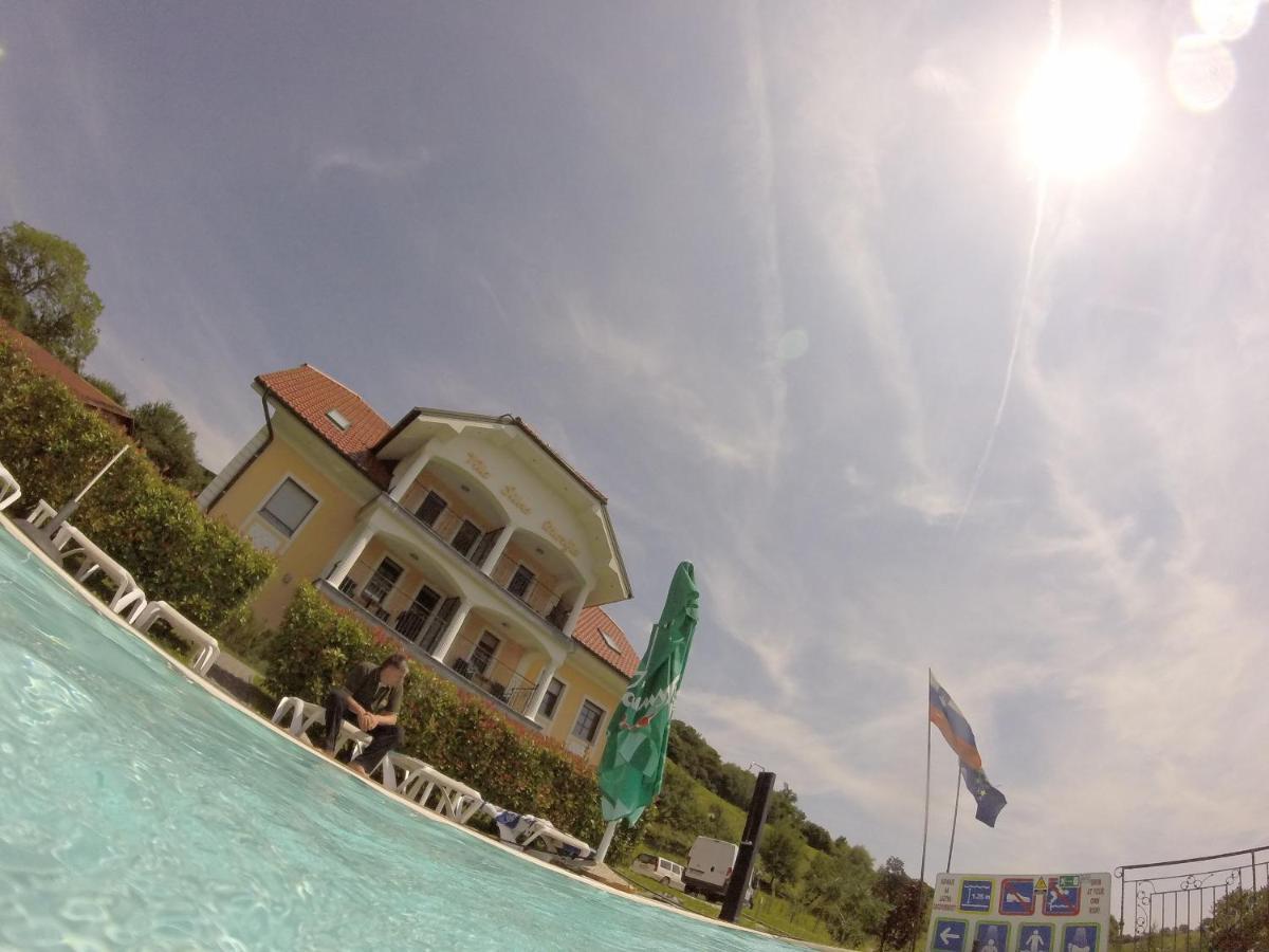 Vila Silva Marija Apartments Pisece Ngoại thất bức ảnh