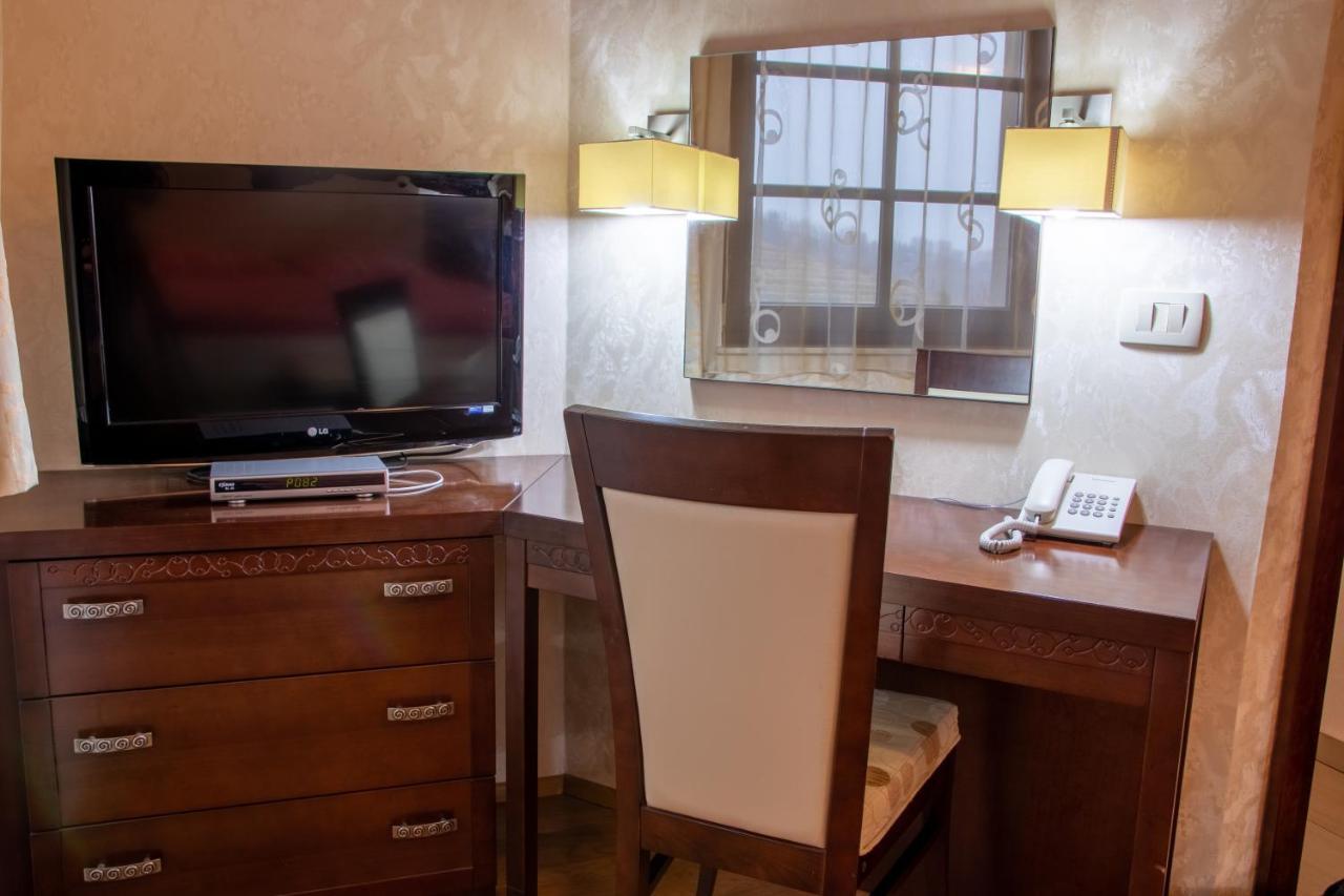 Vila Silva Marija Apartments Pisece Ngoại thất bức ảnh