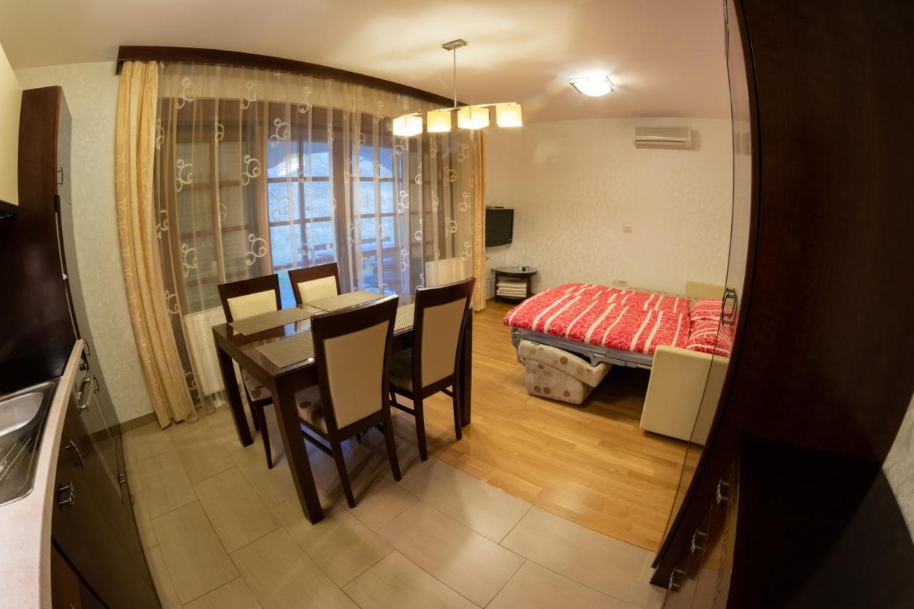 Vila Silva Marija Apartments Pisece Phòng bức ảnh